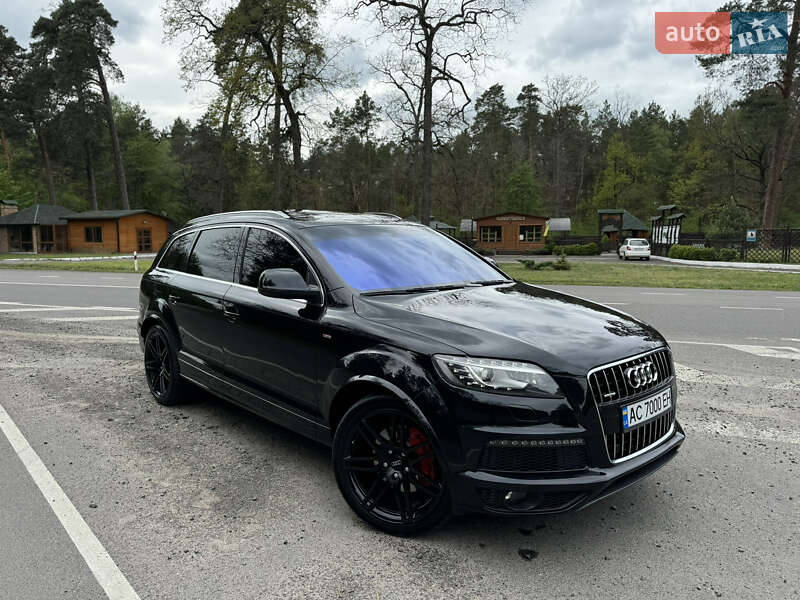 Внедорожник / Кроссовер Audi Q7 2010 в Луцке