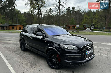 Внедорожник / Кроссовер Audi Q7 2010 в 