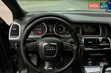 Внедорожник / Кроссовер Audi Q7 2010 в 