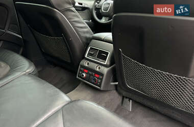 Внедорожник / Кроссовер Audi Q7 2010 в 