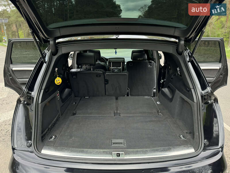 Внедорожник / Кроссовер Audi Q7 2010 в Луцке