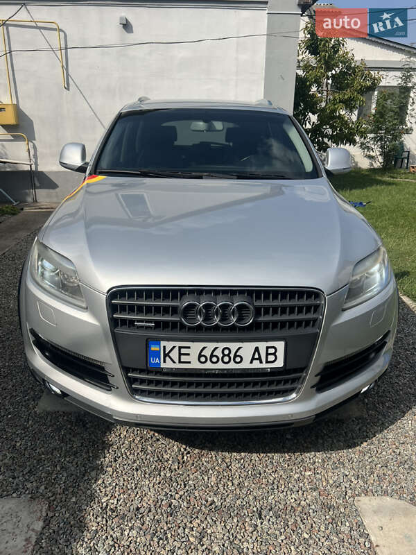 Внедорожник / Кроссовер Audi Q7 2007 в Борисполе