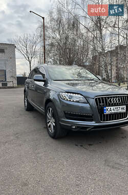 Внедорожник / Кроссовер Audi Q7 2014 в 