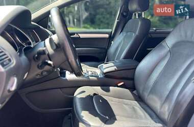 Внедорожник / Кроссовер Audi Q7 2013 в 