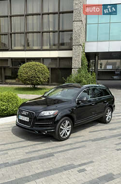 Внедорожник / Кроссовер Audi Q7 2015 в 