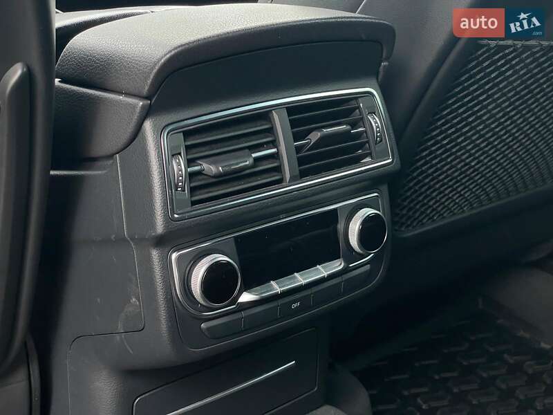 Позашляховик / Кросовер Audi Q7 2017 в Києві