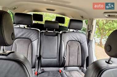 Внедорожник / Кроссовер Audi Q7 2010 в 