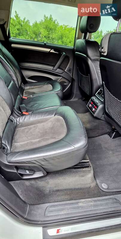 Позашляховик / Кросовер Audi Q7 2010 в Кременчуці