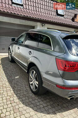 Внедорожник / Кроссовер Audi Q7 2014 в 