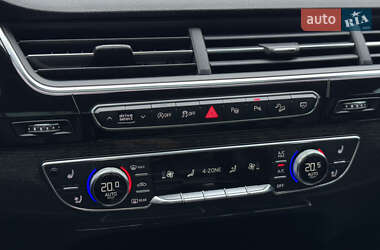 Внедорожник / Кроссовер Audi Q7 2019 в 