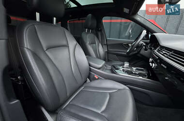 Внедорожник / Кроссовер Audi Q7 2019 в 