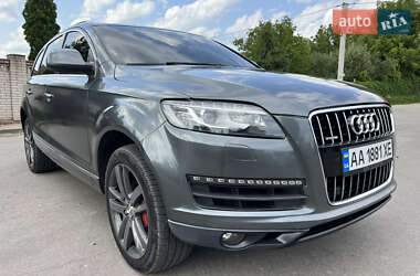 Внедорожник / Кроссовер Audi Q7 2012 в 