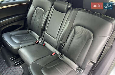 Внедорожник / Кроссовер Audi Q7 2012 в 