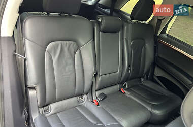 Внедорожник / Кроссовер Audi Q7 2012 в 