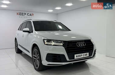 Внедорожник / Кроссовер Audi Q7 2017 в 