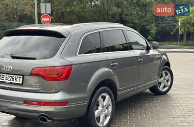 Внедорожник / Кроссовер Audi Q7 2014 в 
