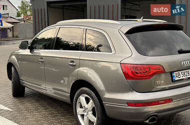Внедорожник / Кроссовер Audi Q7 2014 в 