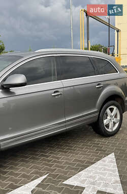 Внедорожник / Кроссовер Audi Q7 2014 в 