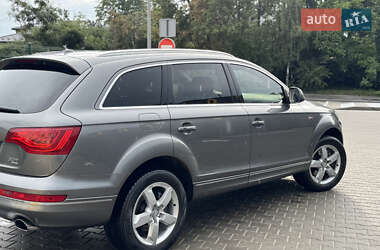 Внедорожник / Кроссовер Audi Q7 2014 в 