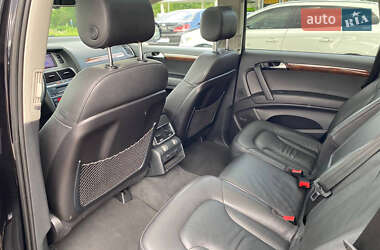 Внедорожник / Кроссовер Audi Q7 2014 в 