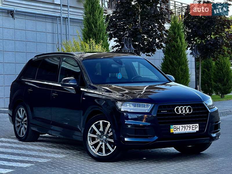 Позашляховик / Кросовер Audi Q7 2017 в Одесі