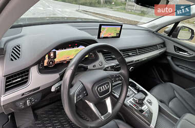 Внедорожник / Кроссовер Audi Q7 2018 в 