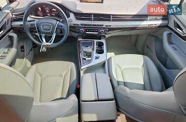 Внедорожник / Кроссовер Audi Q7 2019 в 