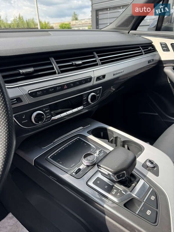 Внедорожник / Кроссовер Audi Q7 2018 в Вараше фото 31 Внедорожник / Кроссовер Audi Q7 2018 в Вараше