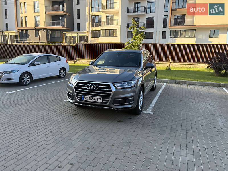 Внедорожник / Кроссовер Audi Q7 2017 в Львове
