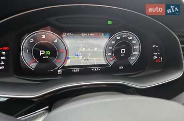 Внедорожник / Кроссовер Audi Q7 2020 в 