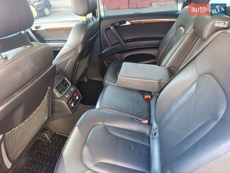 Внедорожник / Кроссовер Audi Q7 2014 в Владимире