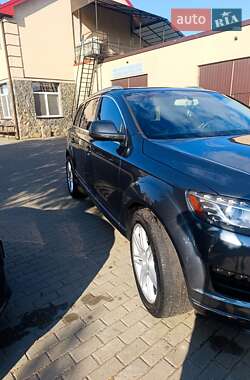 Внедорожник / Кроссовер Audi Q7 2014 в 