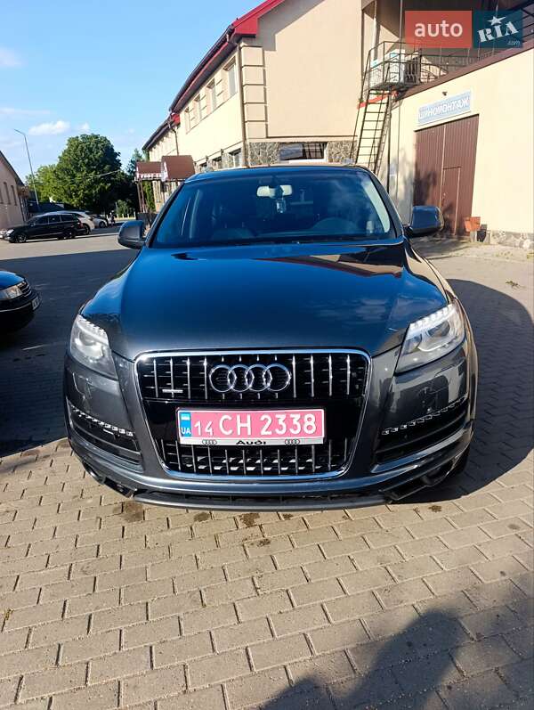 Внедорожник / Кроссовер Audi Q7 2014 в Владимире