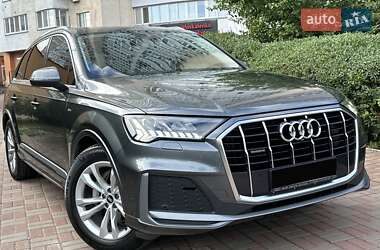 Внедорожник / Кроссовер Audi Q7 2021 в Киеве