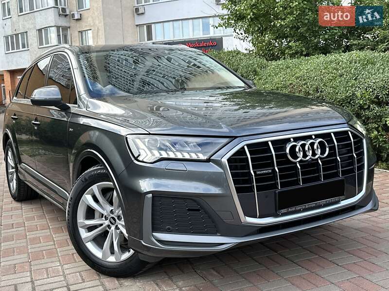 Audi Q7 2021