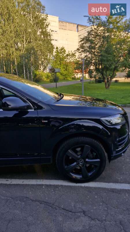 Внедорожник / Кроссовер Audi Q7 2014 в Ровно