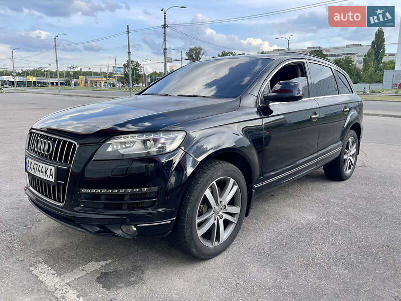 Audi Q7 2012