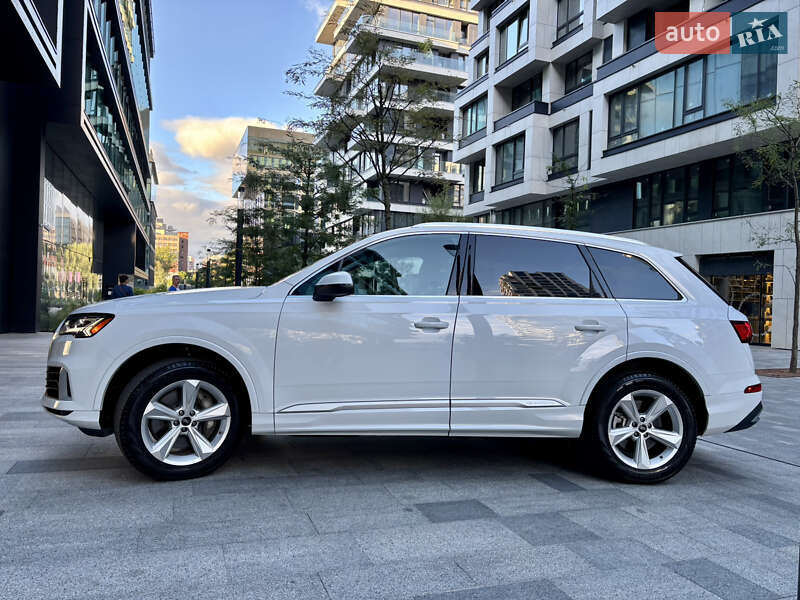 Внедорожник / Кроссовер Audi Q7 2023 в Киеве