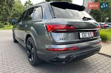 Внедорожник / Кроссовер Audi Q7 2020 в 