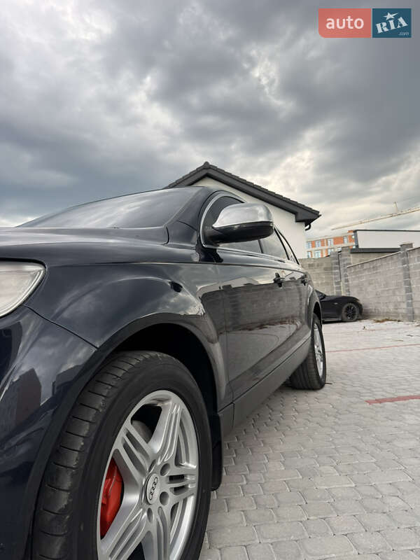 Внедорожник / Кроссовер Audi Q7 2007 в Мукачево