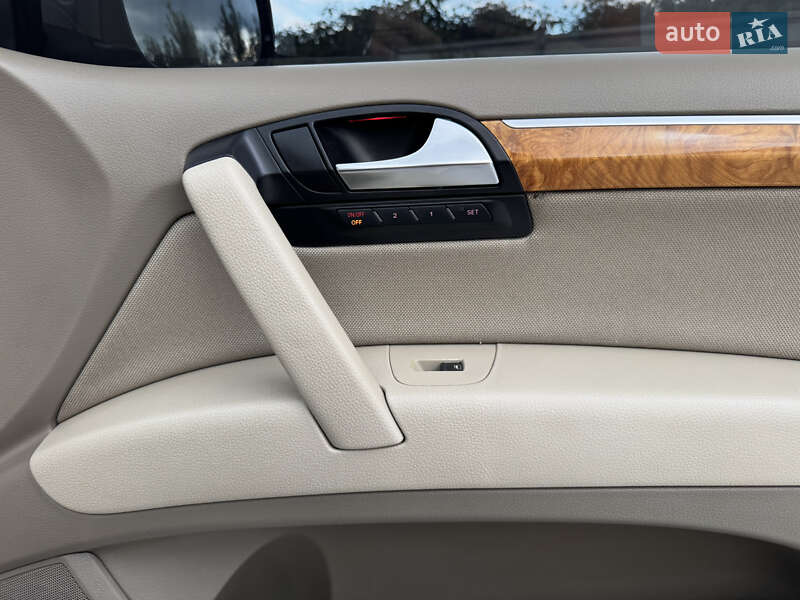 Внедорожник / Кроссовер Audi Q7 2007 в Мукачево