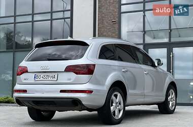 Внедорожник / Кроссовер Audi Q7 2012 в 
