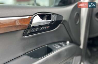 Внедорожник / Кроссовер Audi Q7 2012 в 