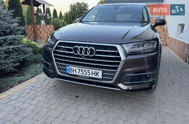 Внедорожник / Кроссовер Audi Q7 2017 в Одессе