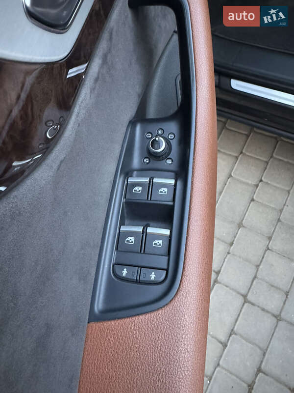 Внедорожник / Кроссовер Audi Q7 2017 в Одессе
