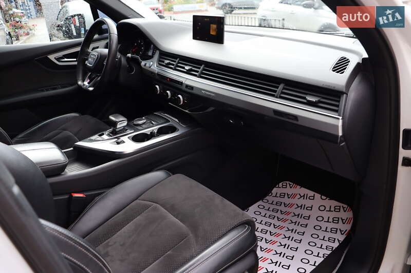 Внедорожник / Кроссовер Audi Q7 2016 в Львове фото 46 Внедорожник / Кроссовер Audi Q7 2016 в Львове