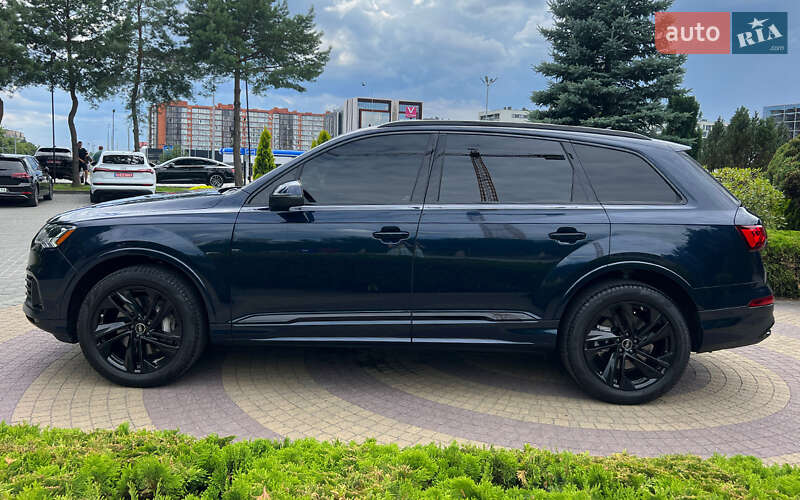 Внедорожник / Кроссовер Audi Q7 2023 в Львове