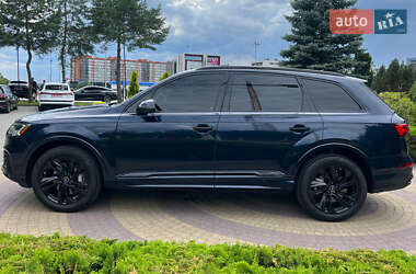 Внедорожник / Кроссовер Audi Q7 2023 в 