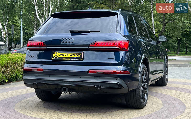 Внедорожник / Кроссовер Audi Q7 2023 в Львове