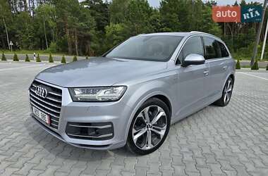 Позашляховик / Кросовер Audi Q7 2018 в Луцьку